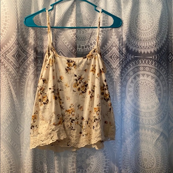 Tank - Picture 4 of 4